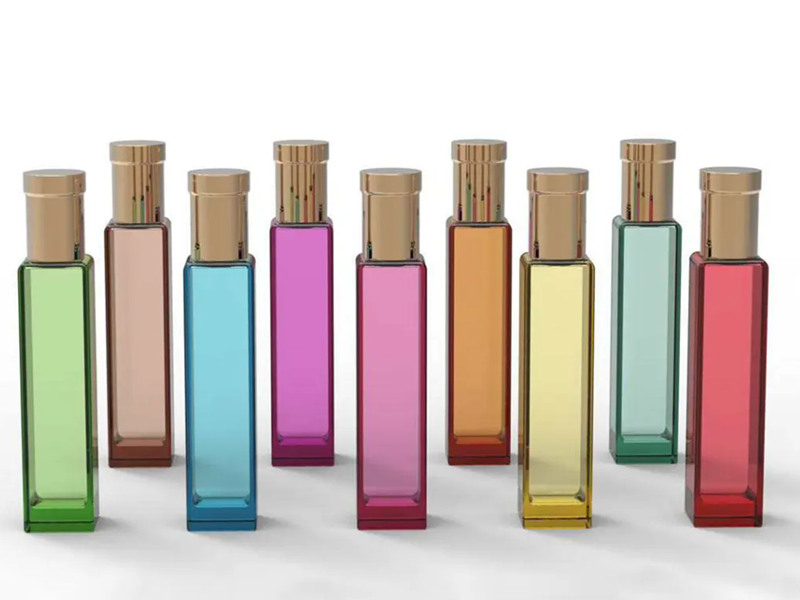 ¿Cómo quitar la tapa de la botella de perfume?